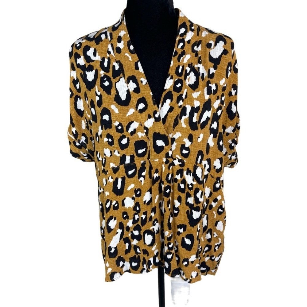 Jones New York Women’s Hi Low Animal Print Dolman Sleeve Blouse top size M